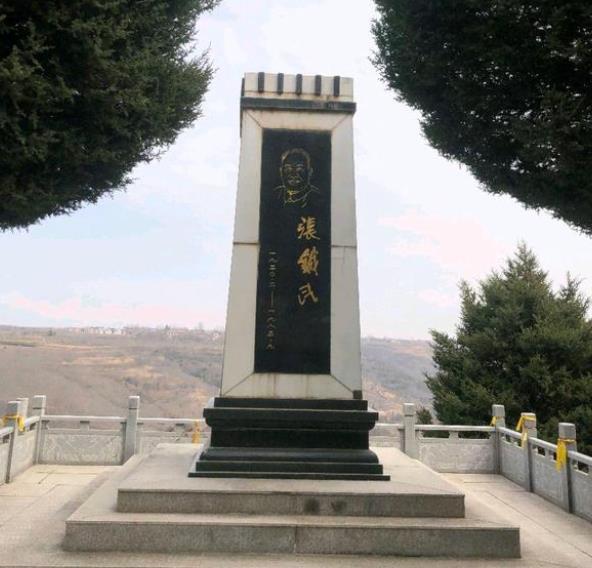 西安壽陽(yáng)山墓園,青山綠水壽陽(yáng)山,腳蹬鯨魚(yú)溝